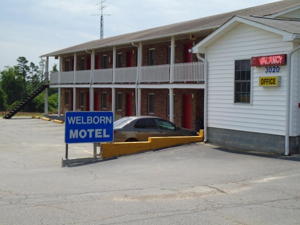 Welborn Motel - Hamptonville image 1